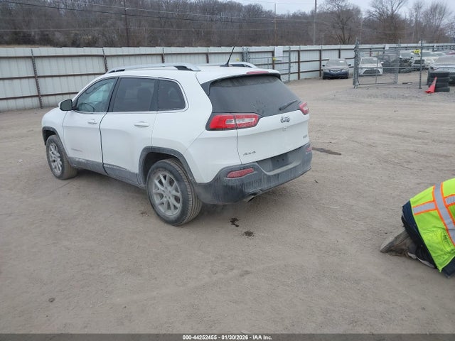 Jeep Cherokee Latitude 2016 1C4PJMCB4GW117832 Image 3