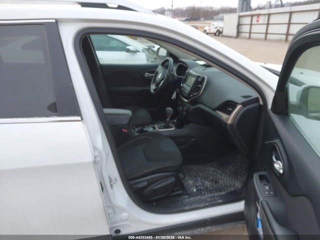 Jeep Cherokee Latitude 2016 1C4PJMCB4GW117832 Image 5