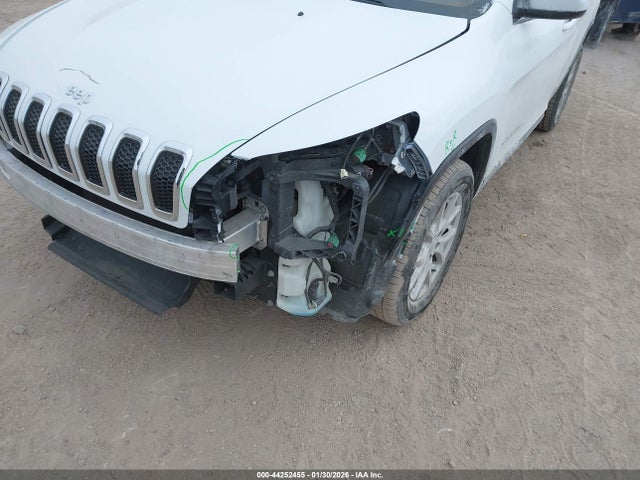 Jeep Cherokee Latitude 2016 1C4PJMCB4GW117832 Image 6