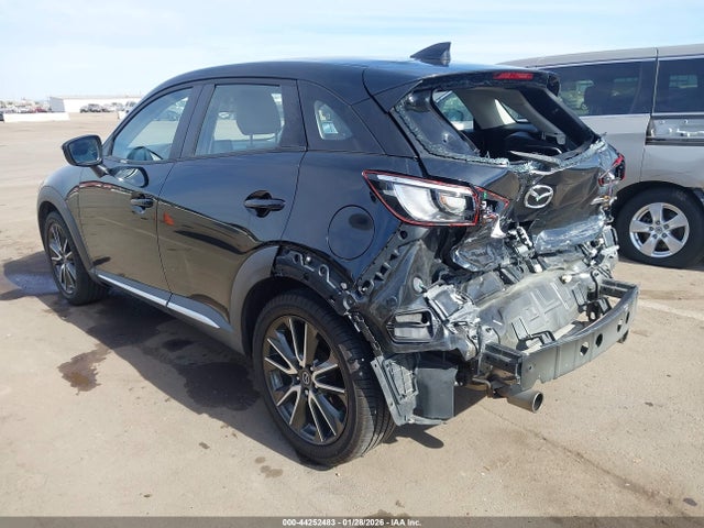 2016 MAZDA CX-3 JM1DKBD72G0118432 Photo 2