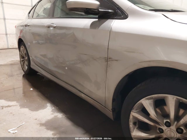 Продажа на аукционе авто 2015 Chrysler 200 S, vin: 1C3CCCBB4FN614344, номер лота: 44252534