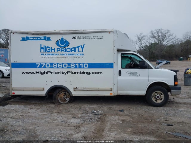 1GD07RFG2H1215322 GMC Savana Cutaway Work Van