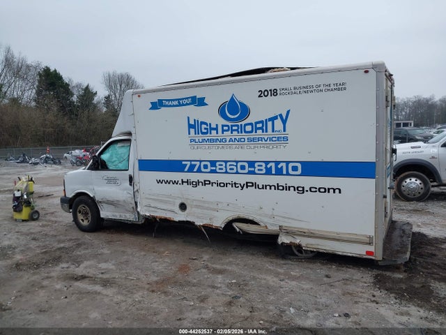 1GD07RFG2H1215322 GMC Savana Cutaway Work Van