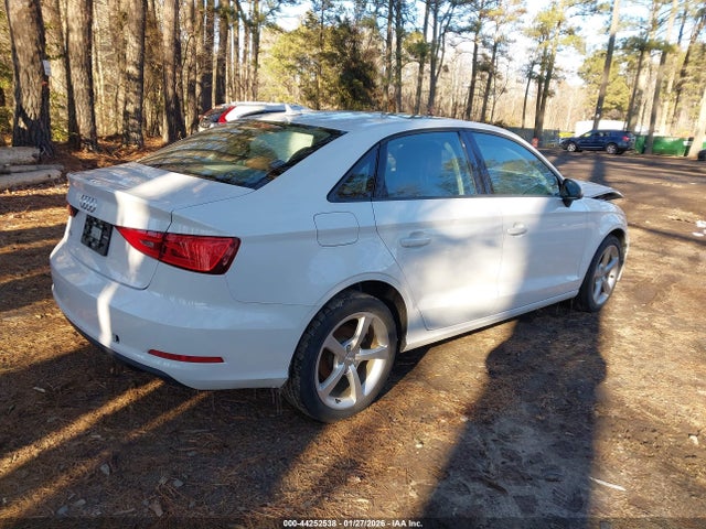 Продажа на аукционе авто 2015 Audi A3 1.8t Premium, vin: WAUACGFF0F1128934, номер лота: 44252538