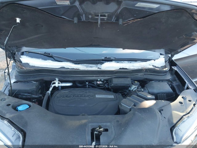 Продаж на аукціоні авто 2017 Honda Pilot Touring, vin: 5FNYF5H98HB044827, номер лоту: 44252603