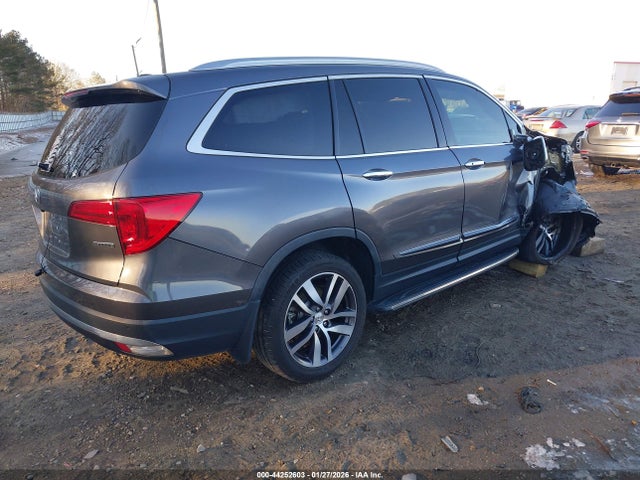Продаж на аукціоні авто 2017 Honda Pilot Touring, vin: 5FNYF5H98HB044827, номер лоту: 44252603