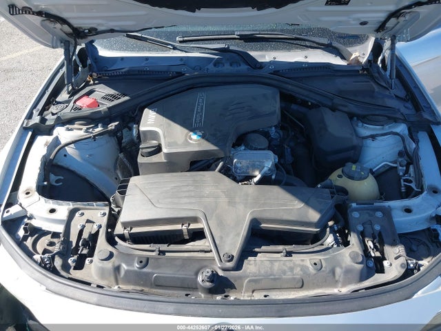 Продажа на аукционе авто 2016 Bmw 320i, vin: WBA8E1G53GNU10328, номер лота: 44252607