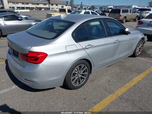 Продажа на аукционе авто 2016 Bmw 320i, vin: WBA8E1G53GNU10328, номер лота: 44252607