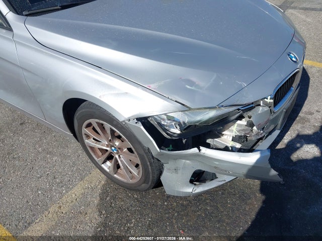 Продажа на аукционе авто 2016 Bmw 320i, vin: WBA8E1G53GNU10328, номер лота: 44252607