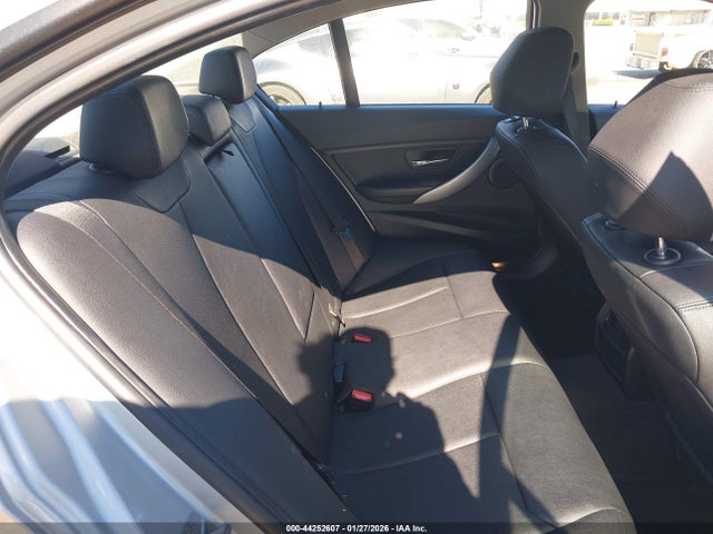 Продажа на аукционе авто 2016 Bmw 320i, vin: WBA8E1G53GNU10328, номер лота: 44252607