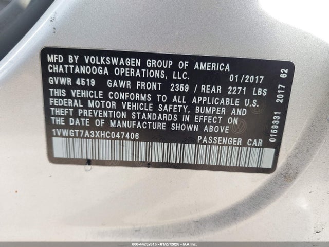 1VWGT7A3XHC047406 Volkswagen Passat 1.8t Se