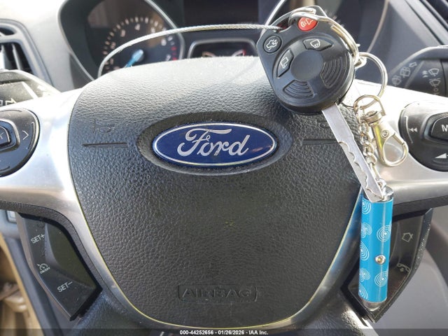 1FMCU0GXXEUD70405 Ford ESCAPE SE