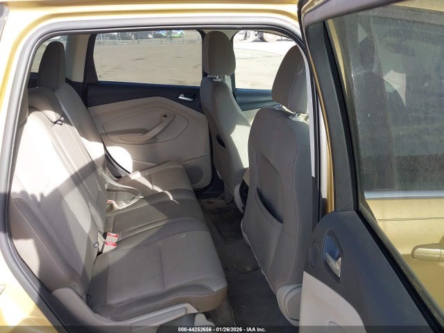 1FMCU0GXXEUD70405 Ford ESCAPE SE