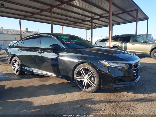 1HGCV2F92MA030067 Honda Accord Touring