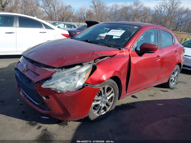 3MYDLBYV9KY520843 Toyota YARIS LE