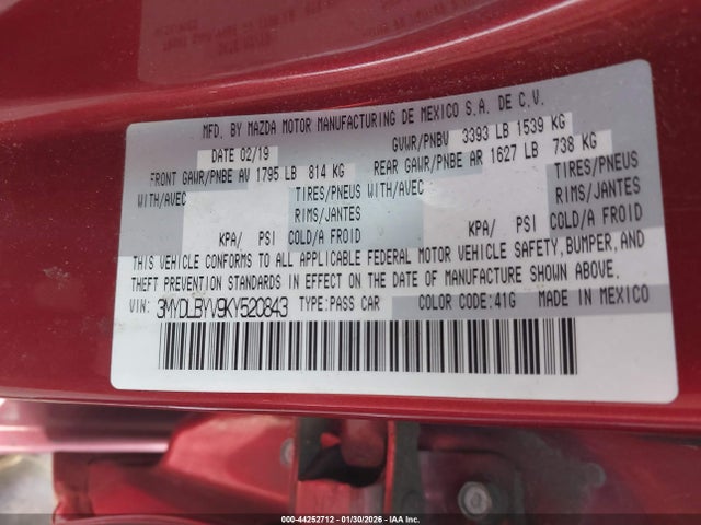 3MYDLBYV9KY520843 Toyota YARIS LE
