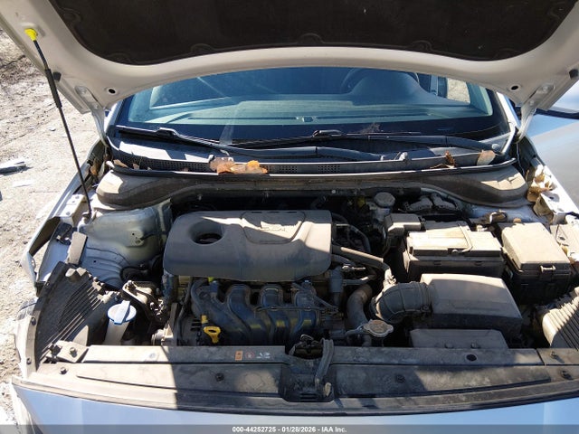 Hyundai ACCENT SE 2019 3KPC24A31KE081866 Image 10