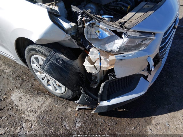 Hyundai ACCENT SE 2019 3KPC24A31KE081866 Image 6
