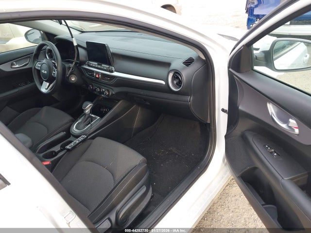 3KPF24AD1RE700644 KIA Forte Lxs