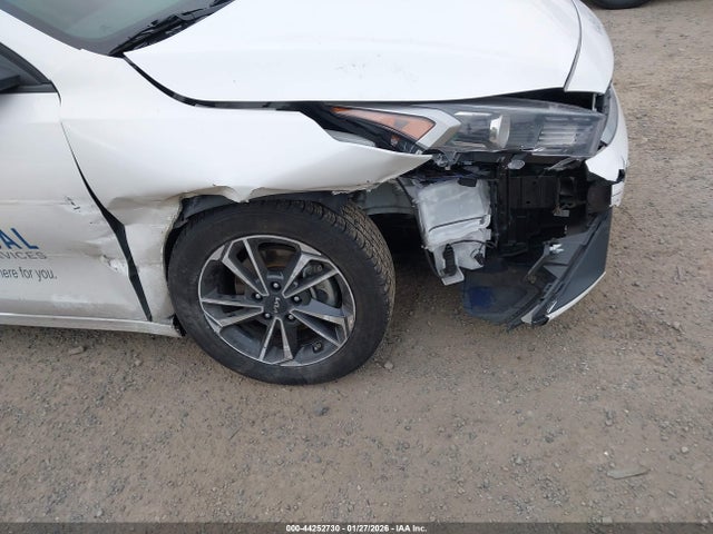 3KPF24AD1RE700644 KIA Forte Lxs