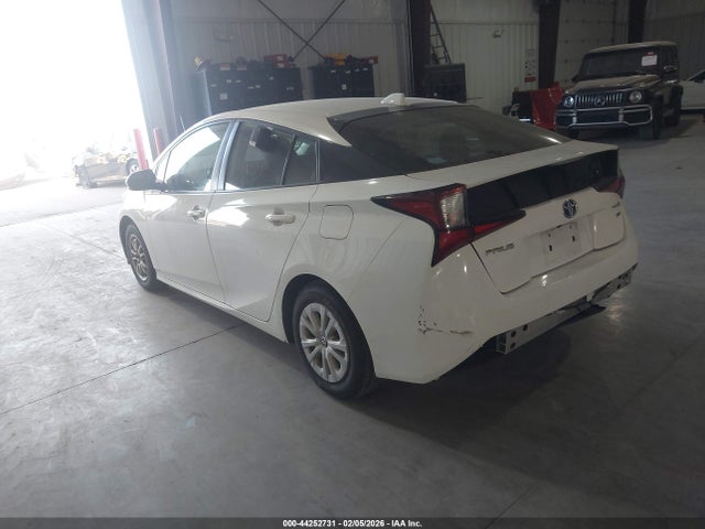 JTDKAMFU4N3156927 Toyota Prius L