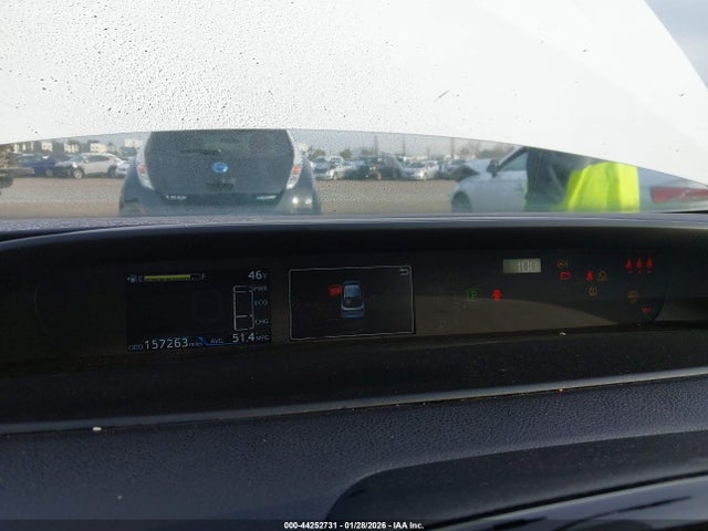 JTDKAMFU4N3156927 Toyota Prius L
