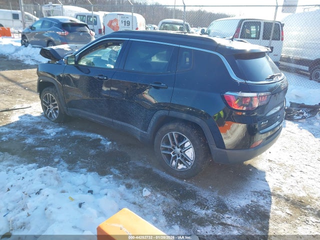 2017 JEEP NEW COMPASS 3C4NJDBB5HT660526 Photo 2