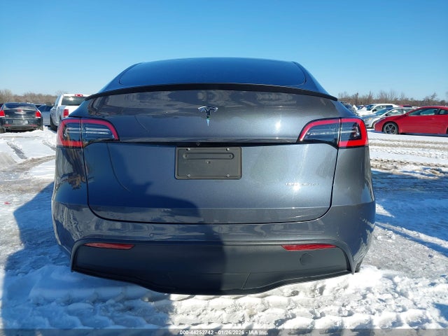 44252742 :رقم المزاد ، 5YJYGDEE1MF070396 vin ، 2021 Tesla Model Y Long Range Dual Motor All-wheel Drive مزاد بيع