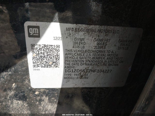 1G1ZD5ST2NF104227 Chevrolet Malibu Fwd Lt