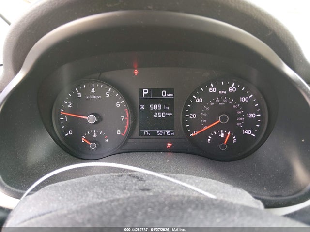 3KPA25AD9LE328901 KIA Rio 5-door S