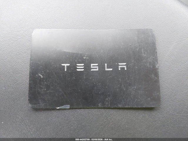 44252789 :رقم المزاد ، 7SAYGDEF2RF021761 vin ، 2024 Tesla Model Y Performance Dual Motor All-wheel Drive مزاد بيع