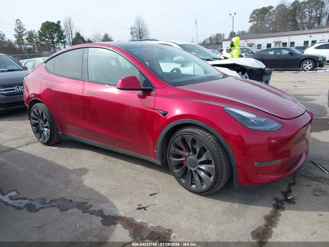 44252789 :رقم المزاد ، 7SAYGDEF2RF021761 vin ، 2024 Tesla Model Y Performance Dual Motor All-wheel Drive مزاد بيع