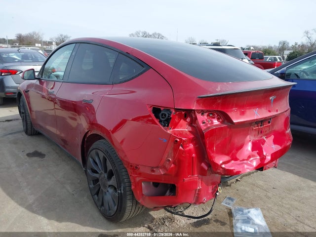 44252789 :رقم المزاد ، 7SAYGDEF2RF021761 vin ، 2024 Tesla Model Y Performance Dual Motor All-wheel Drive مزاد بيع