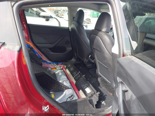44252789 :رقم المزاد ، 7SAYGDEF2RF021761 vin ، 2024 Tesla Model Y Performance Dual Motor All-wheel Drive مزاد بيع