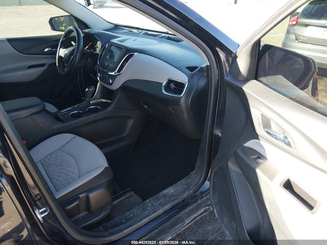2GNAXSEV8L6133205 Chevrolet Equinox Awd Ls