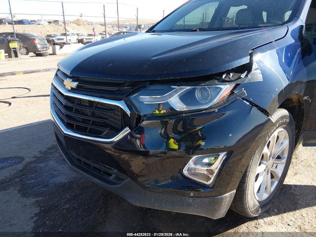 2GNAXSEV8L6133205 Chevrolet Equinox Awd Ls