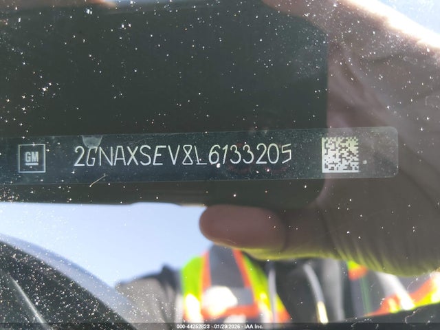 2GNAXSEV8L6133205 Chevrolet Equinox Awd Ls