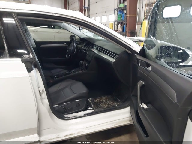 2020 VOLKSWAGEN ARTEON WVWBR7AN6LE012811 Photo 4