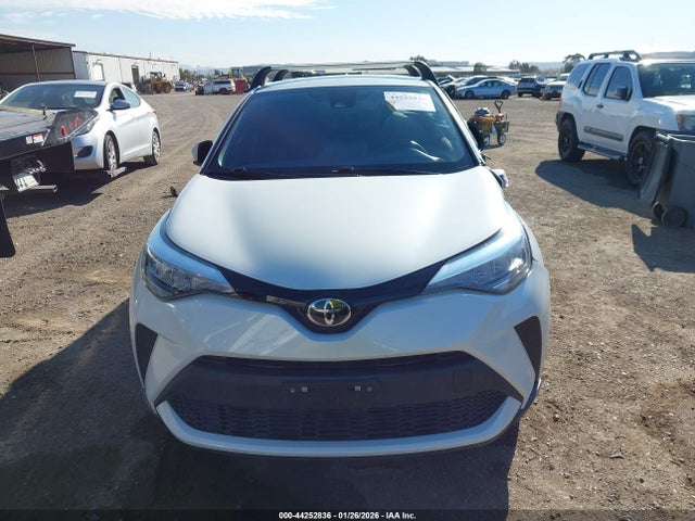 Toyota C-HR XLE 2021 NMTKHMBX2MR139955 Image 13