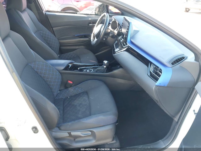 Toyota C-HR XLE 2021 NMTKHMBX2MR139955 Image 5
