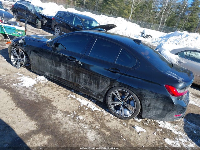 2021 BMW 330I 3MW5R7J0XM8B48166 Photo 2