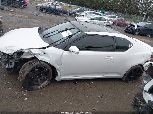 Scion TC 2015 JTKJF5C79F3092332 Image 15