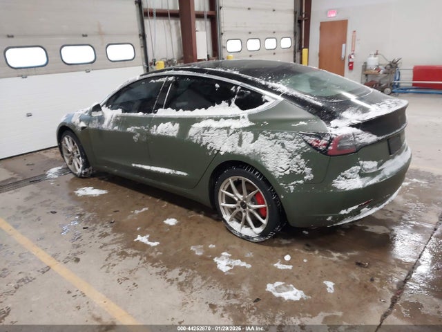 2019 TESLA MODEL 3 5YJ3E1EB9KF214049 Photo 2