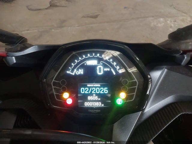 2025 TRIUMPH MOTORCYCLE DAYTONA SMTL23UF3STBV7745 Photo 6