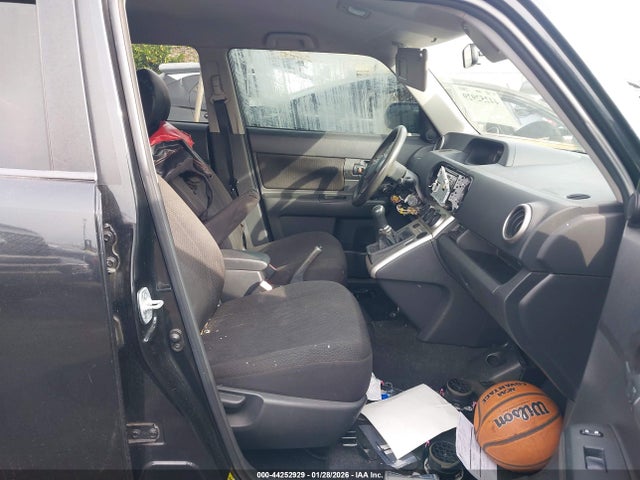 2008 SCION XB JTLKE50EX81005817 Photo 4