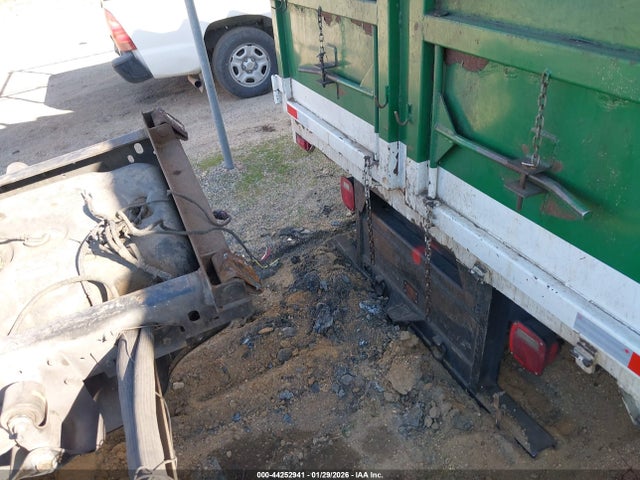 3C7WRMCL0GG200804 RAM 5500 Chassis Tradesman/slt