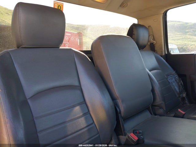 3C7WRMCL0GG200804 RAM 5500 Chassis Tradesman/slt