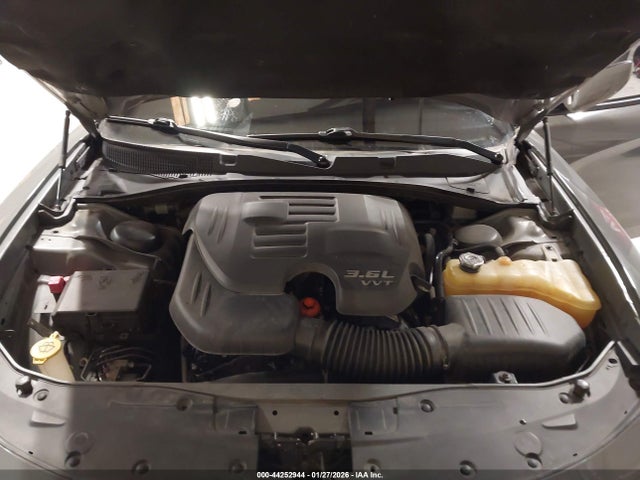 2C3CDXHG1KH597089 Dodge Charger Gt Rwd