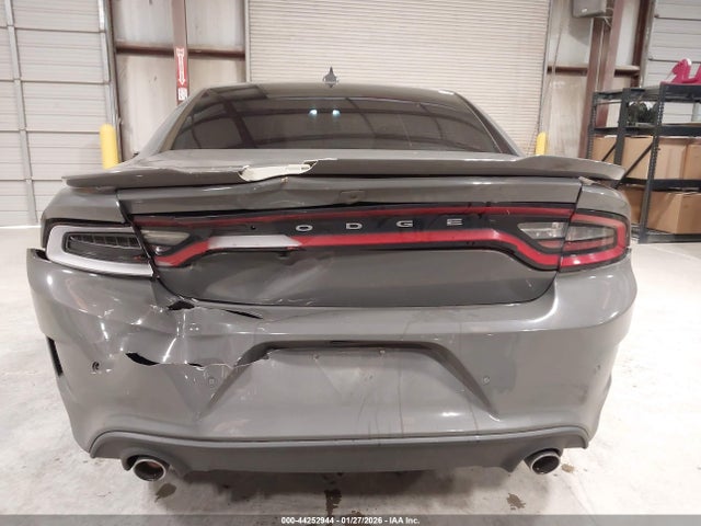 2C3CDXHG1KH597089 Dodge Charger Gt Rwd