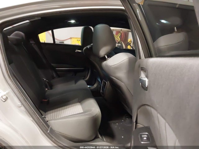 2C3CDXHG1KH597089 Dodge Charger Gt Rwd